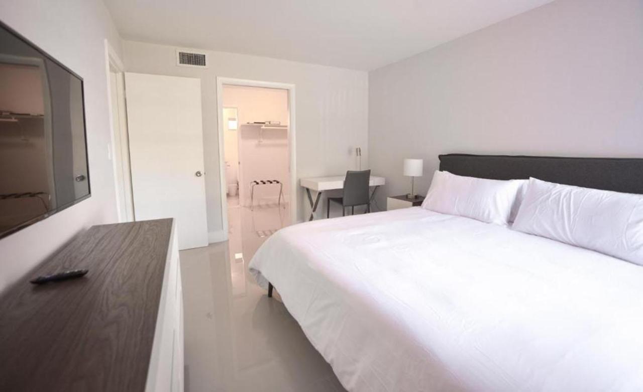 Designer River View Apartments 劳德代尔堡 外观 照片