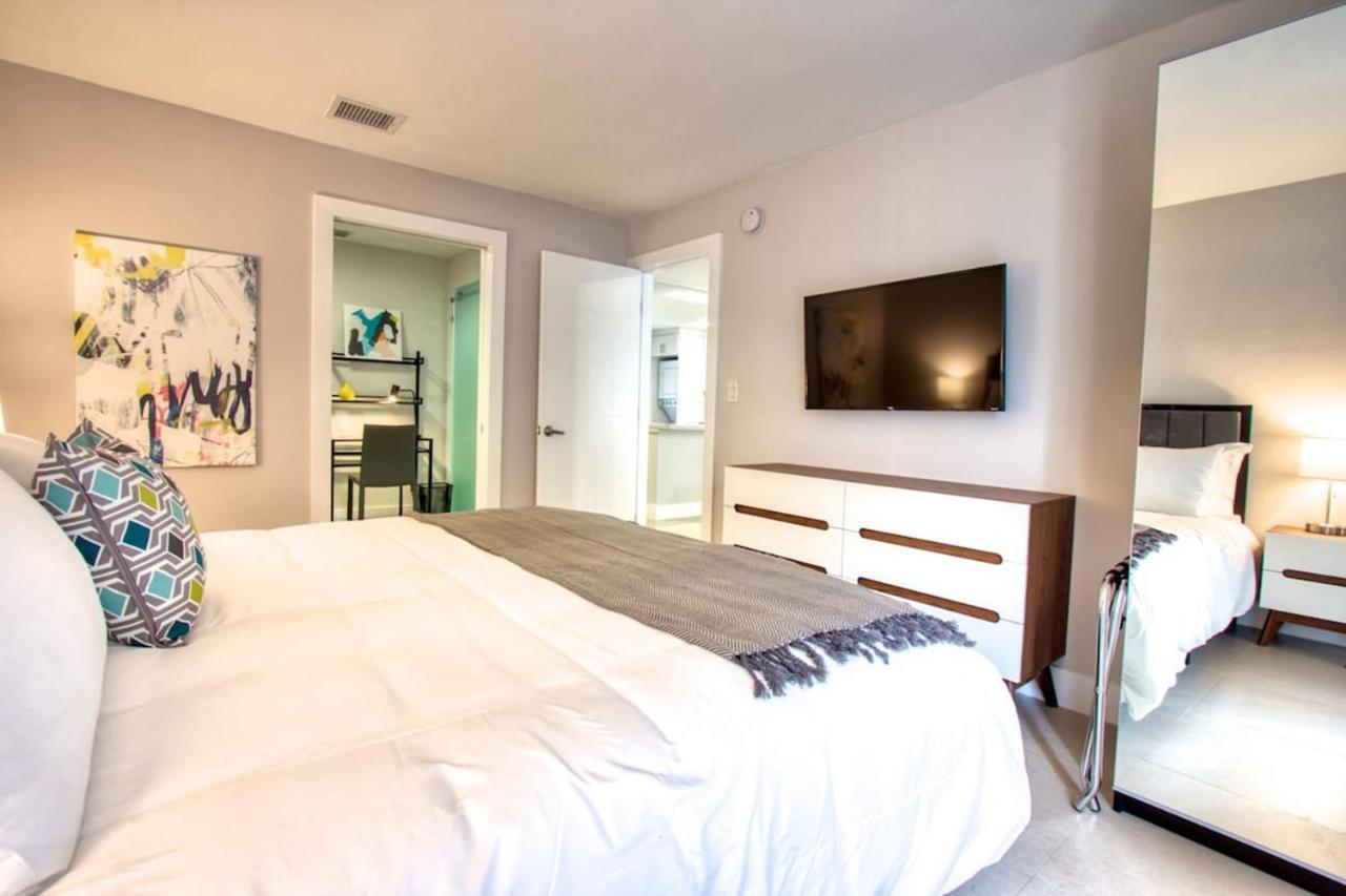 Designer River View Apartments 劳德代尔堡 外观 照片