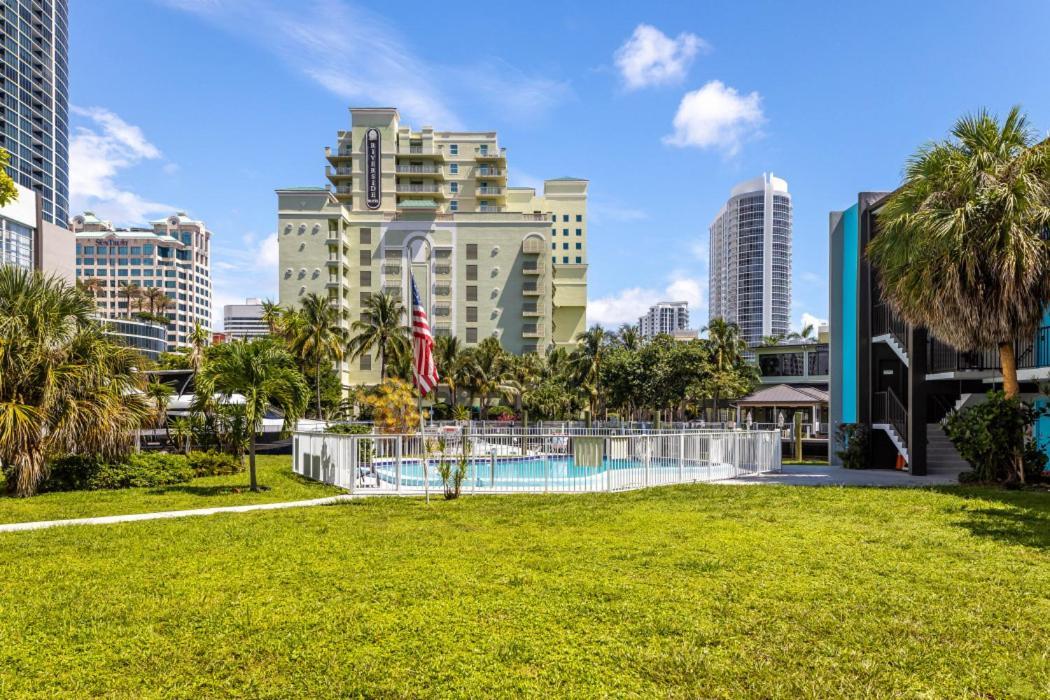 Designer River View Apartments 劳德代尔堡 外观 照片