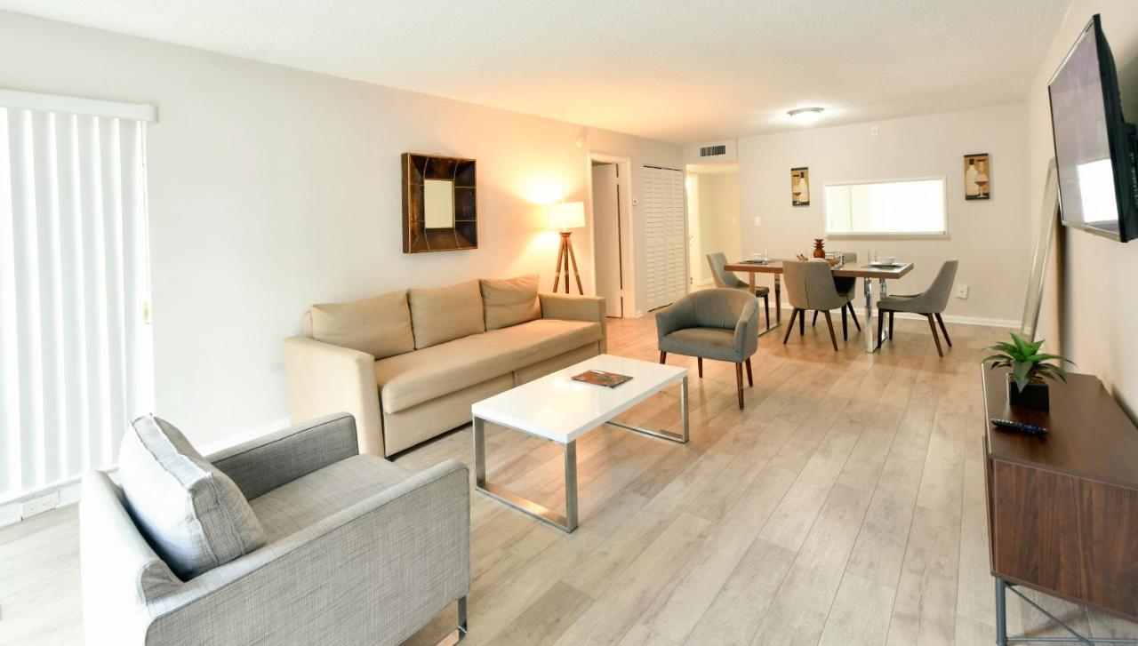 Designer River View Apartments 劳德代尔堡 外观 照片