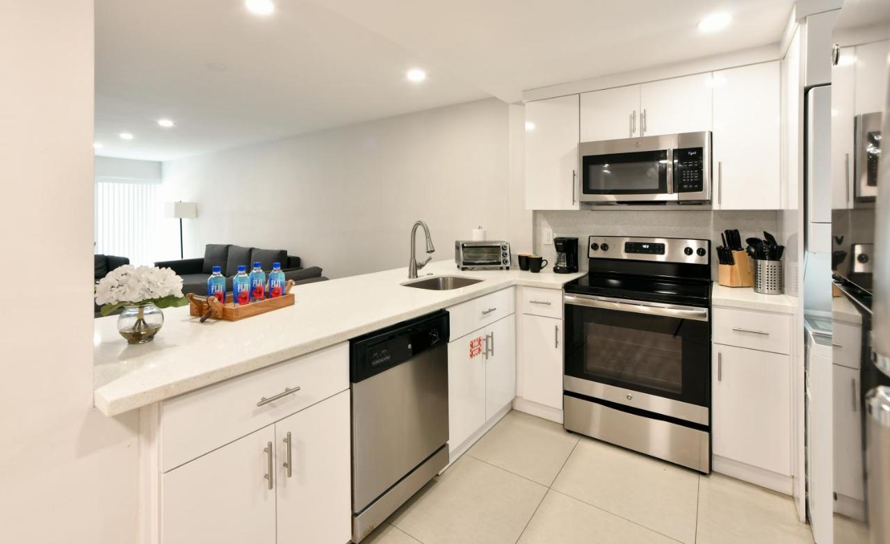 Designer River View Apartments 劳德代尔堡 外观 照片