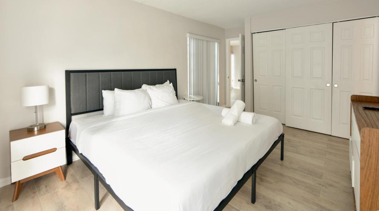 Designer River View Apartments 劳德代尔堡 外观 照片
