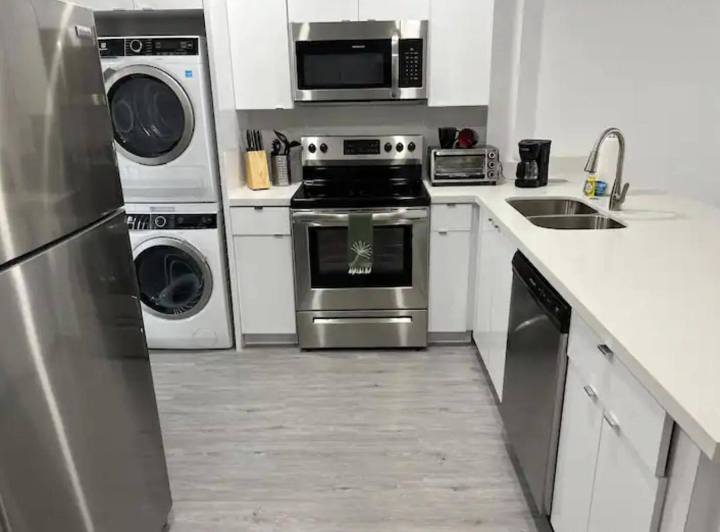Designer River View Apartments 劳德代尔堡 外观 照片